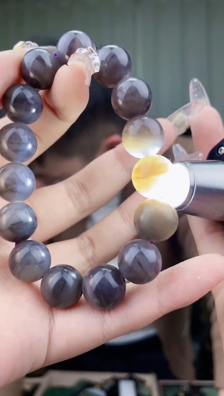 【闪购商品】和田玉挂件未镶嵌拍一发一，多样性发货！