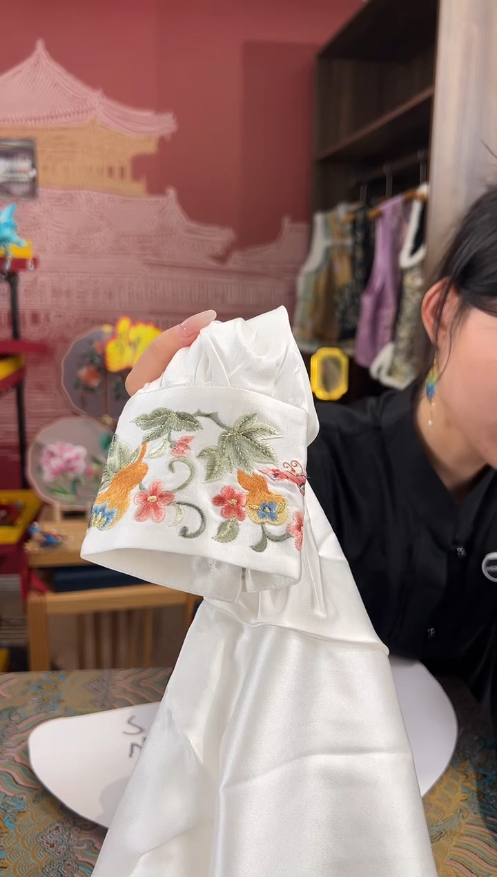 【闪购商品】刺绣XL 苏绣手工刺绣100桑蚕丝衬衫 