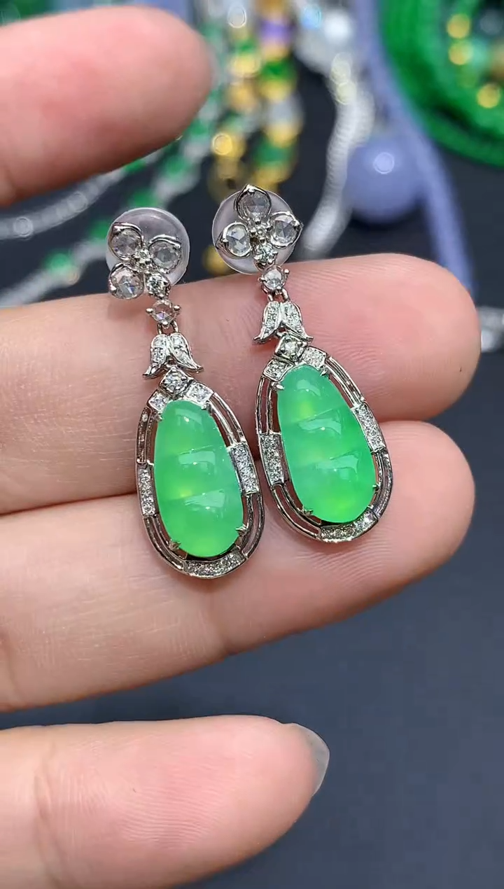 翡翠18K金镶嵌耳饰600-春日珠宝