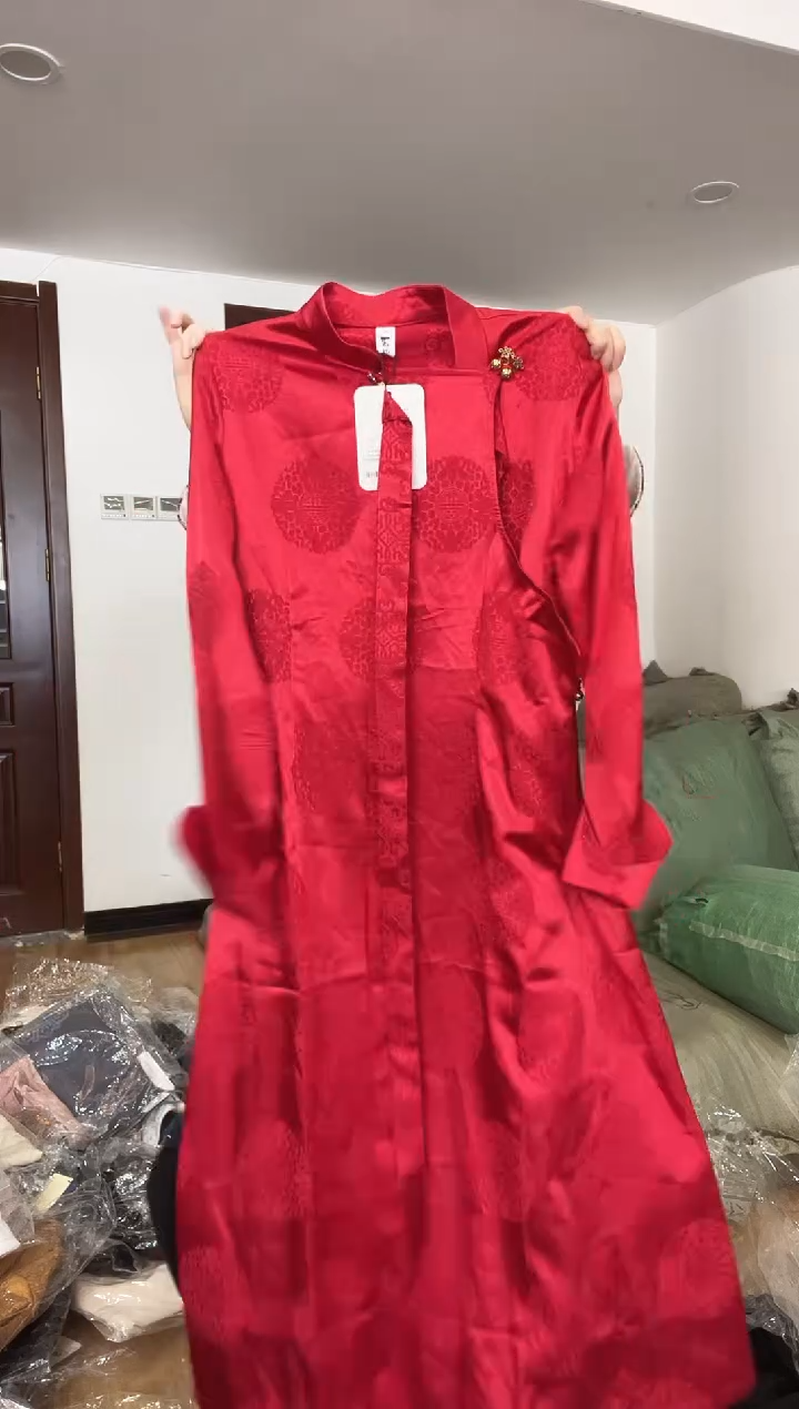 袍子M码       110斤