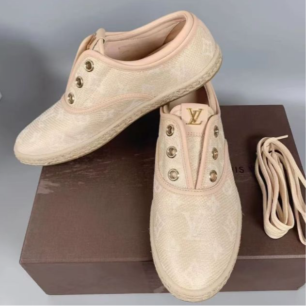 95新 LouisVuitton/路易威登 海囤Q/LV鞋子/35码/CC188006