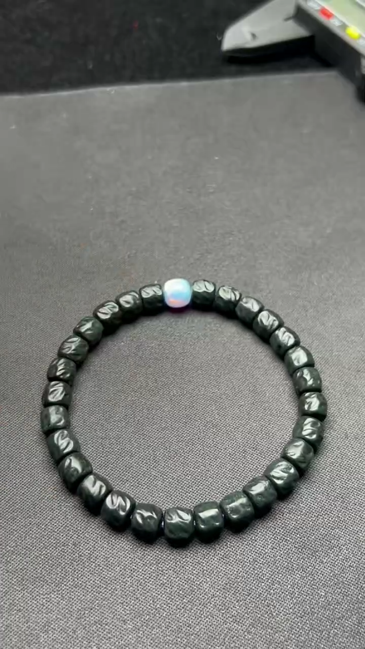 【闪购商品】和田玉手串未镶嵌JYMND50106-2