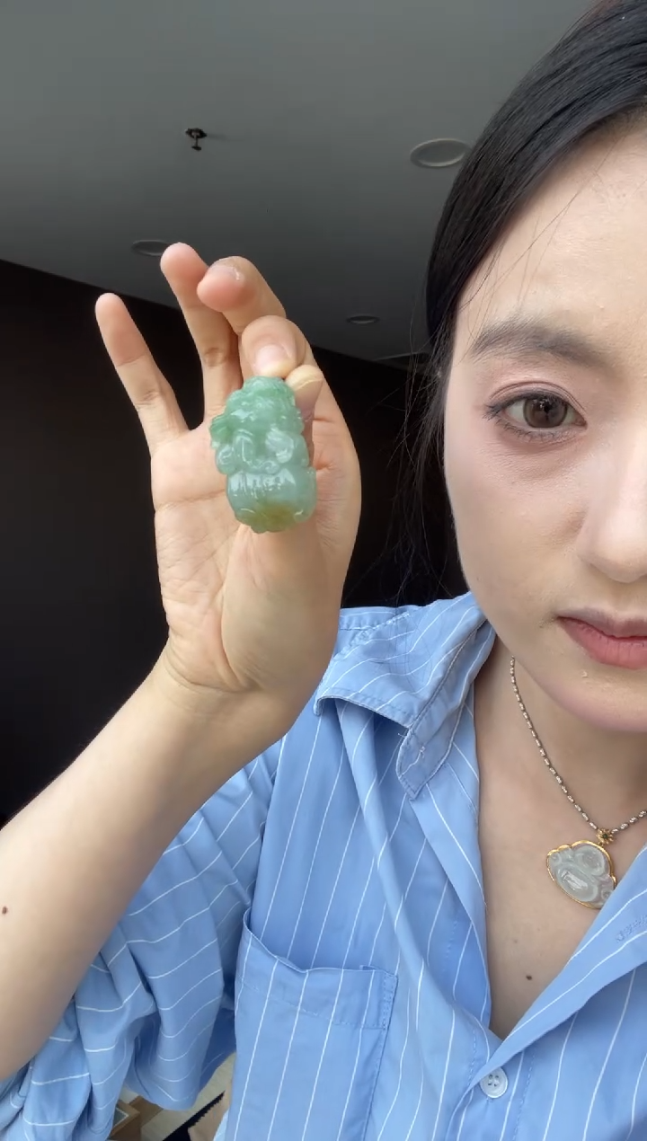 吊坠(不含链)未镶嵌翡翠随*天然缅甸A货翡翠