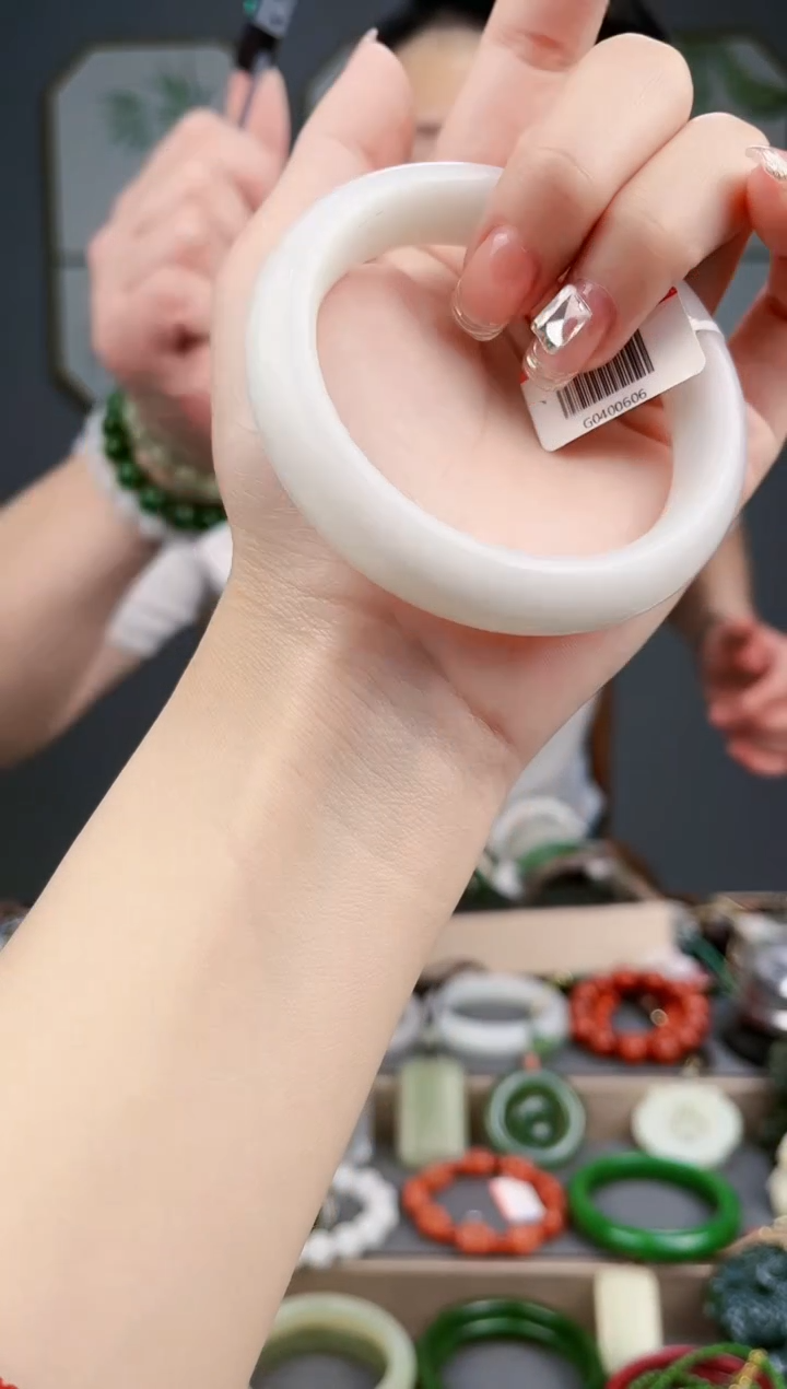 【闪购商品】和田玉颈饰未镶嵌多样性发货拍一单发一个59.5