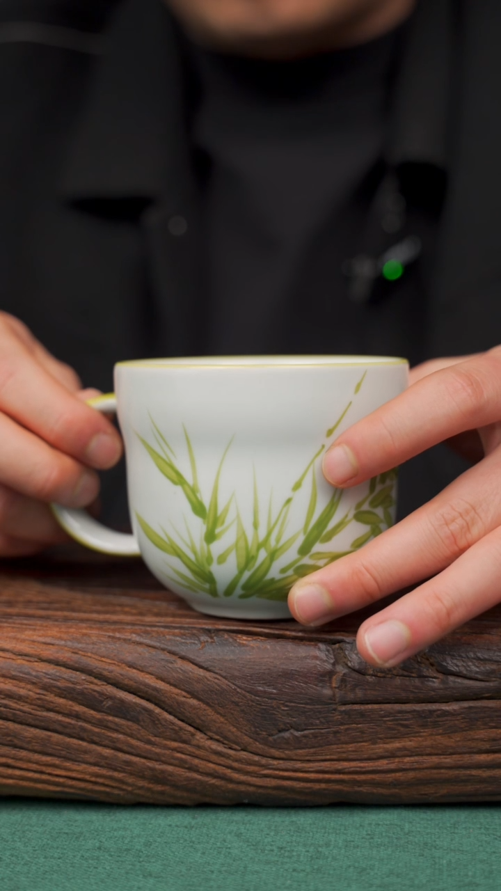 【闪购商品】瓷片76寻一缕瓷香杯釉下手工手绘瓷器