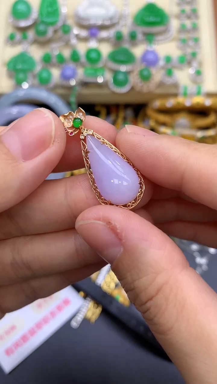 颈饰18K金镶嵌翡翠200-中国好珍宝