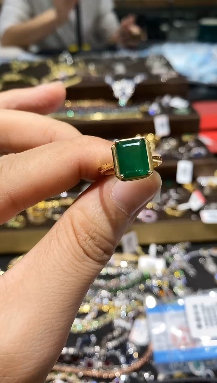 【闪购商品】祖母绿戒指银S925镶嵌戒指