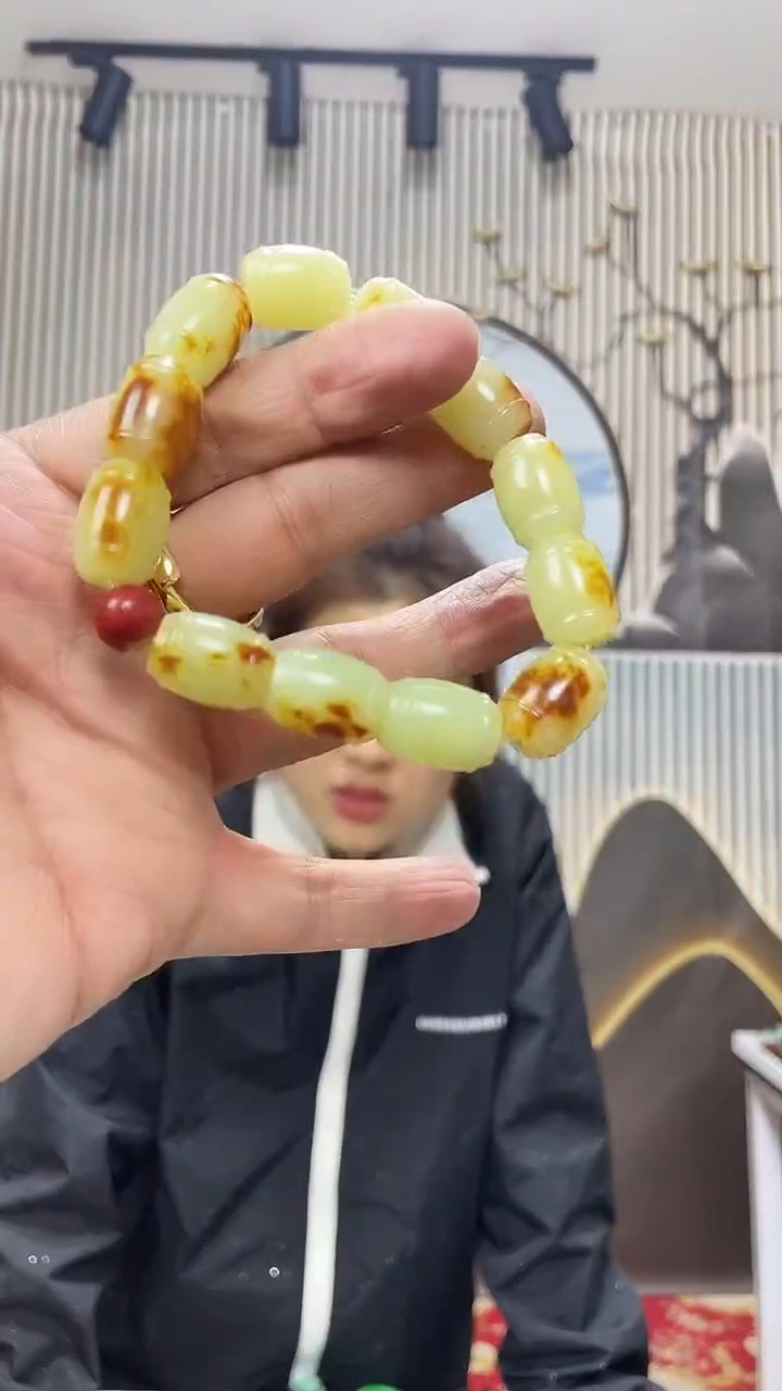 【闪购商品】透闪石质玉手串未镶嵌手串