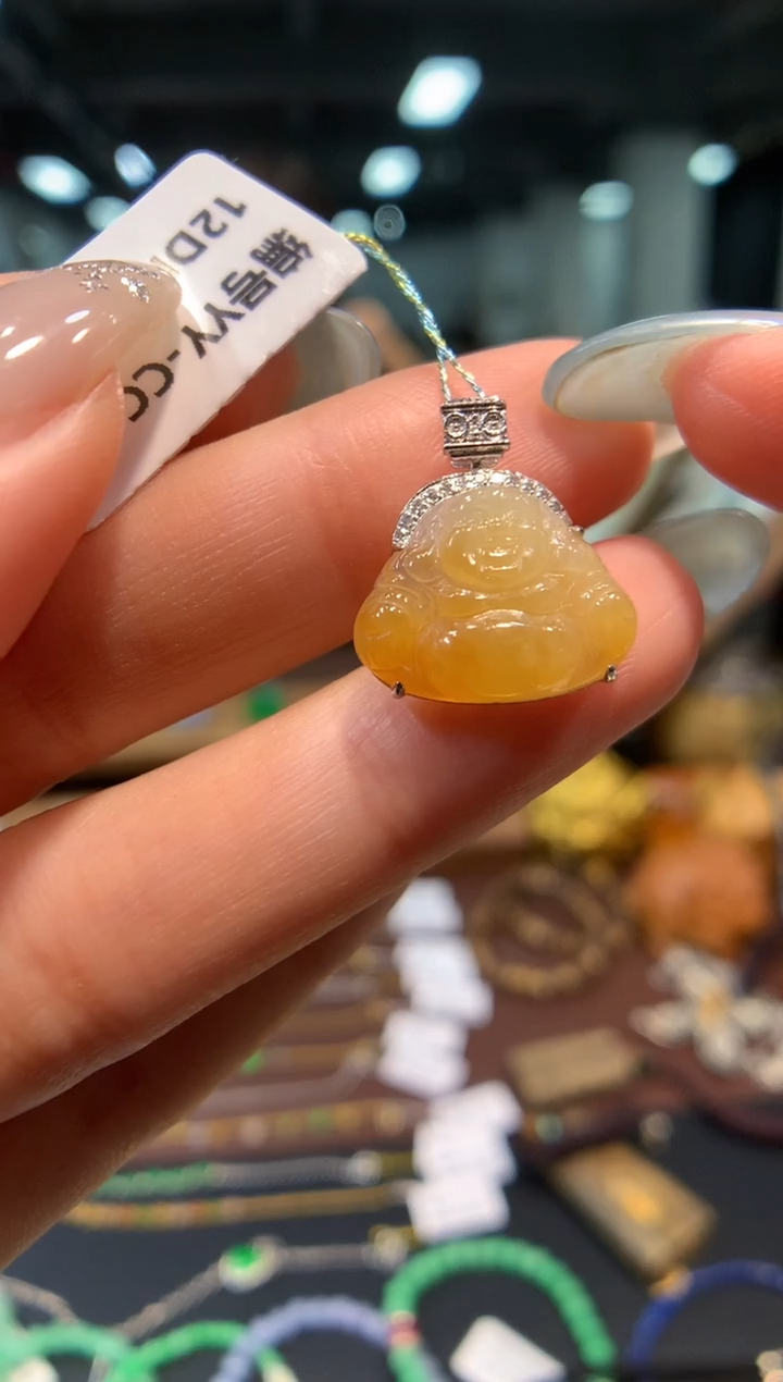 颈饰18K金镶嵌翡翠佛公