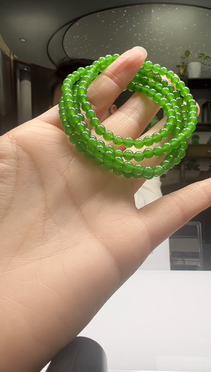 颈饰未镶嵌翡翠2025-10-23-36