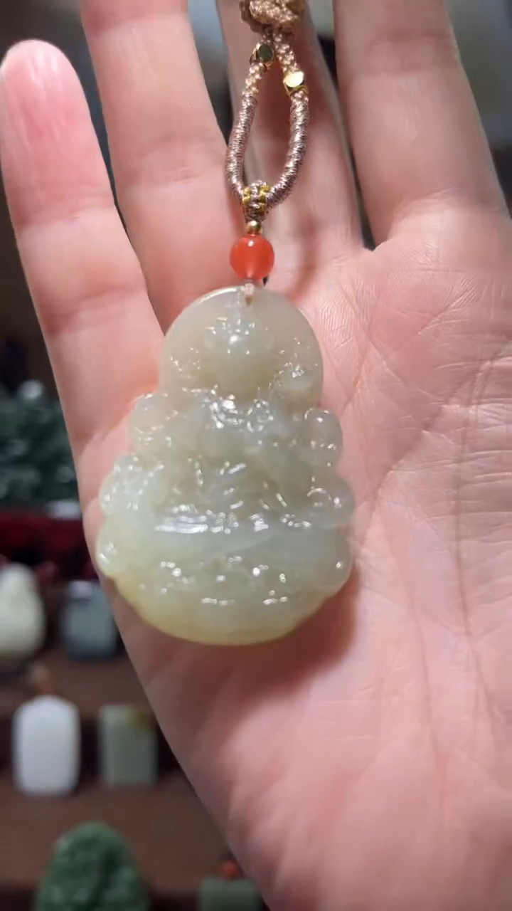 颈饰未镶嵌和田玉`
