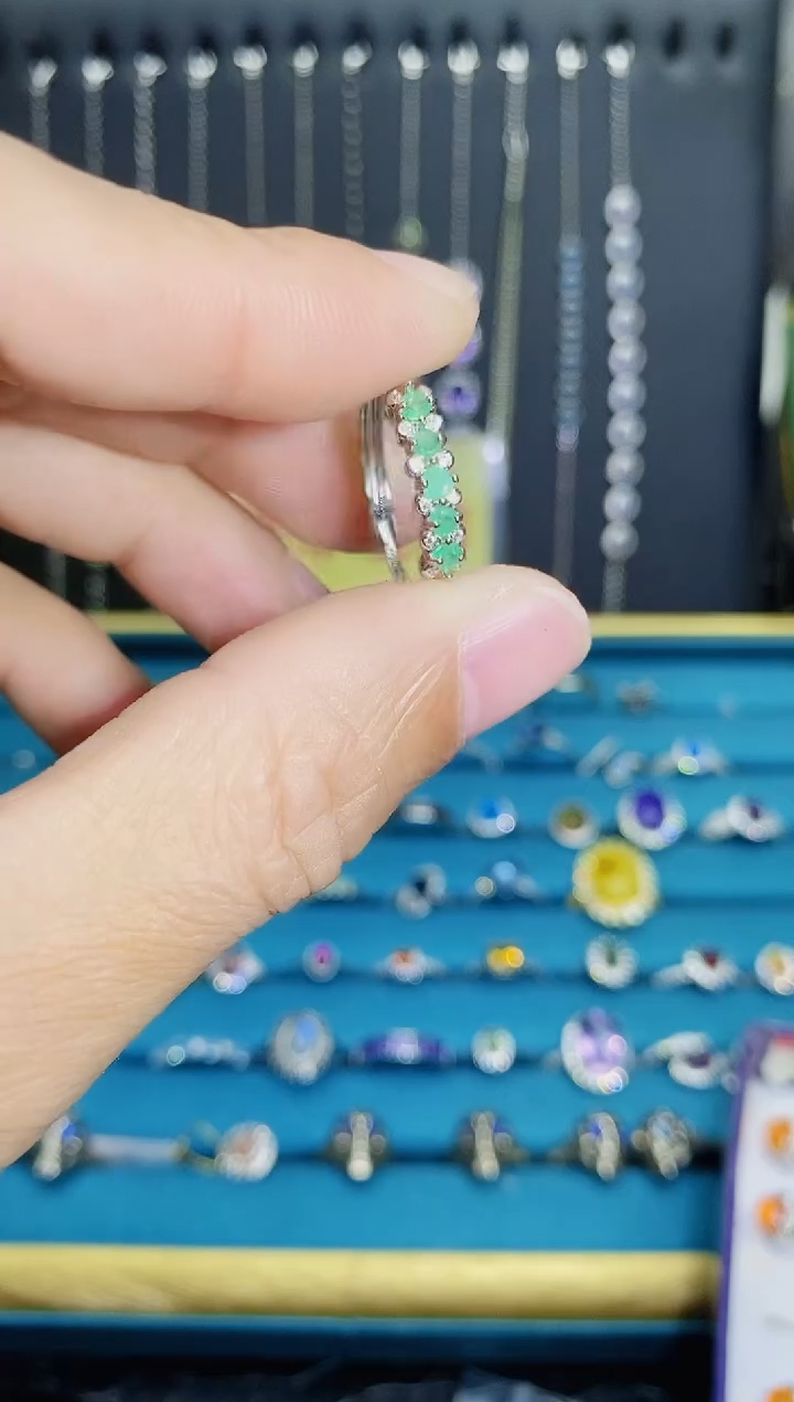 【闪购商品】祖母绿戒指银S925镶嵌12121