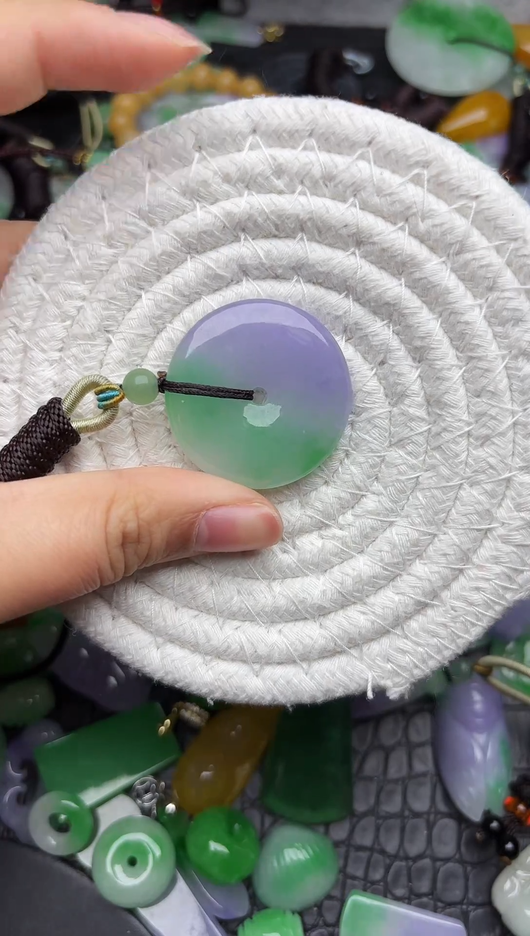 颈饰未镶嵌翡翠缅甸翡翠吊坠