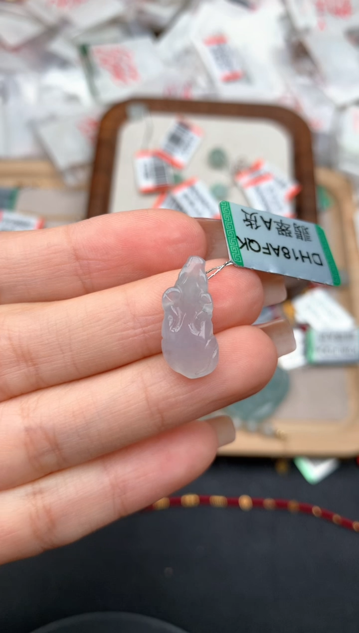 未镶嵌挂件翡翠N***F一