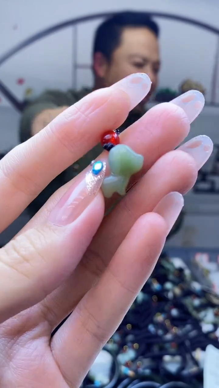 颈饰未镶嵌和田玉多样性发拍一发一