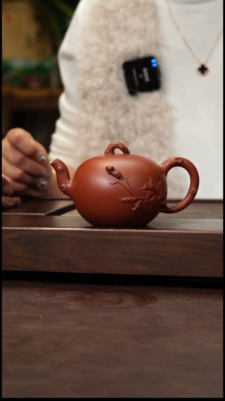 茶壶紫砂朱泥泥绘松鼠葡萄250cc左右