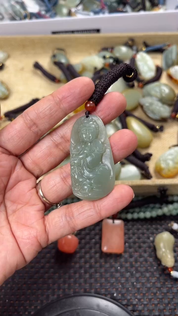 【闪购商品】和田玉颈饰未镶嵌多样性发货没有证书拍一发一有瑕