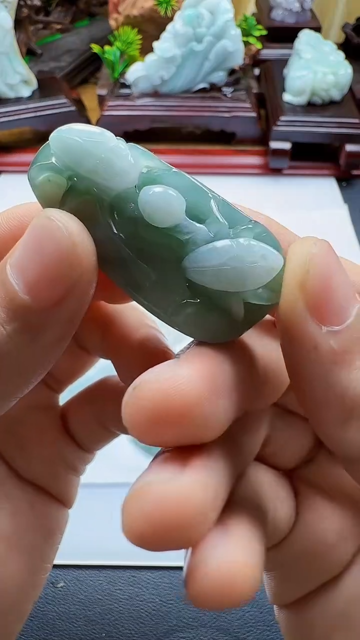吊坠(不含链)未镶嵌翡翠1