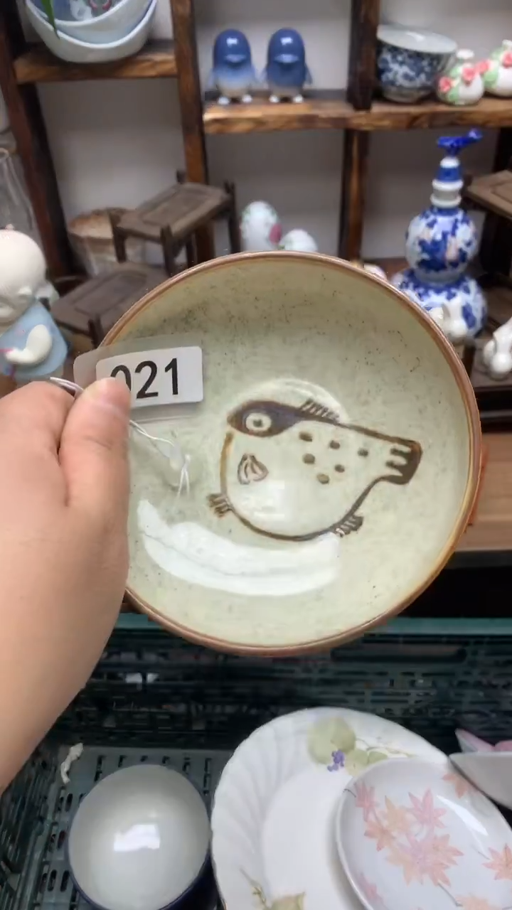 瓷片A龙华精品陶瓷店