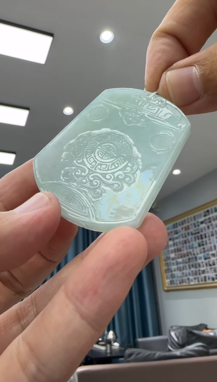 颈饰未镶嵌翡翠天然翡翠A货孤品一件