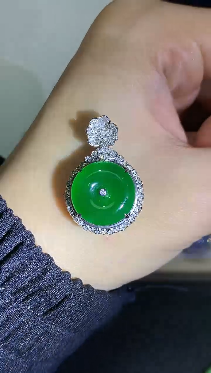 【闪购商品】翡翠颈饰18K金镶嵌团购34