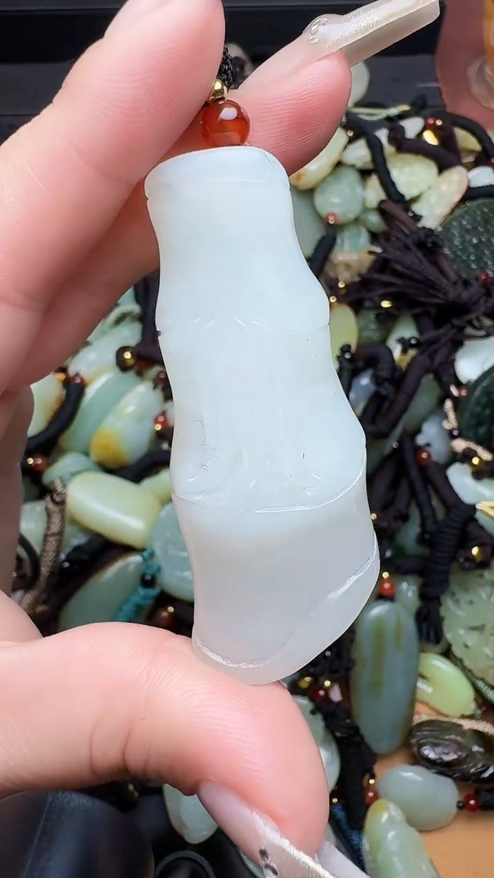 【闪购商品】和田玉颈饰未镶嵌竹节