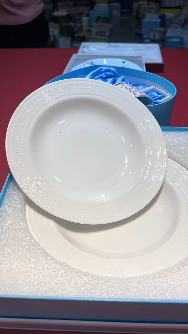 【闪购商品】瓷片锅碗瓢盆一件不剩