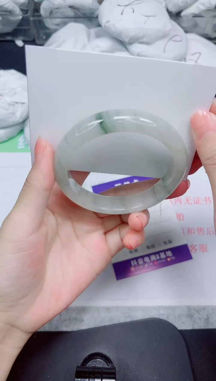 石英质玉手镯未镶嵌141-