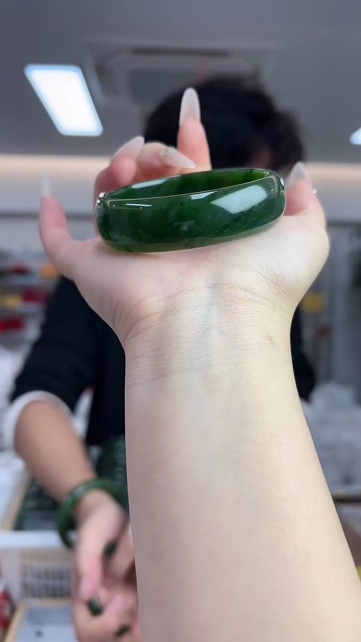 【闪购商品】和田玉红皮未镶嵌圈口56