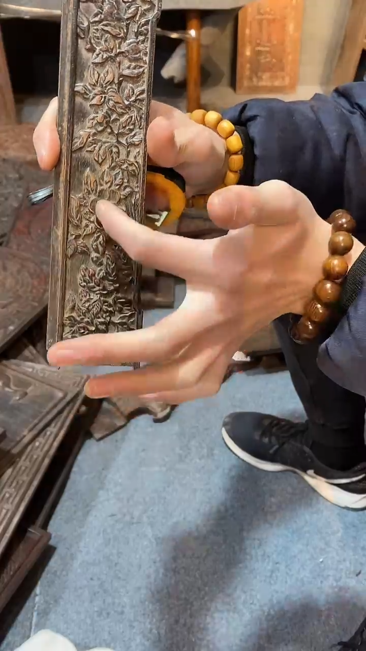 【闪购商品】木紫檀雕刻一物一拍以直播间为准