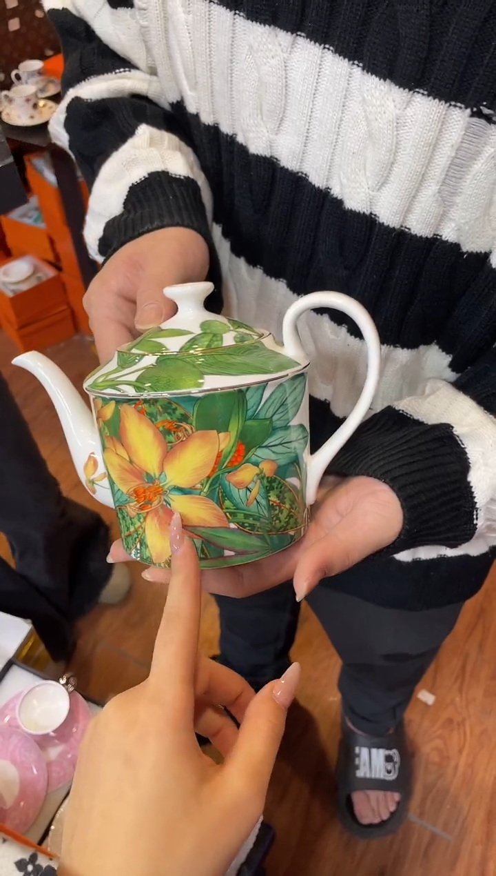 杯鸿辉家品牌瓷器，京东包邮！