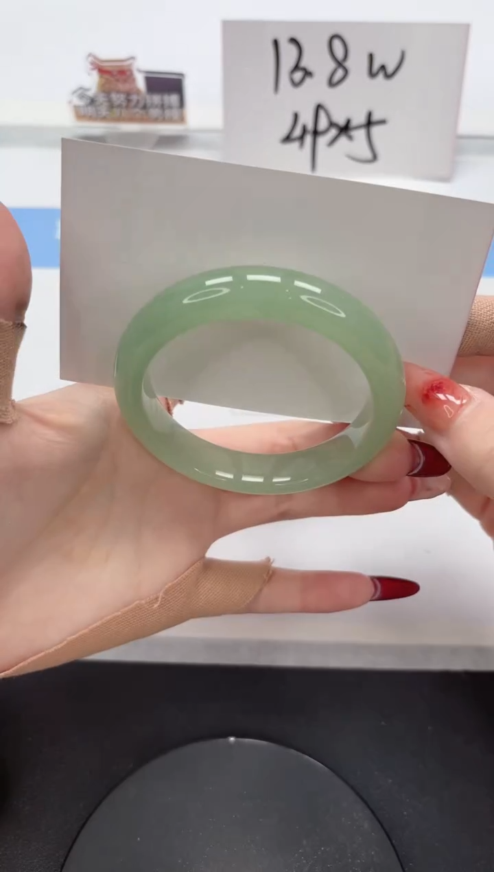 【闪购商品】石英质玉手镯未镶嵌A361-54.7