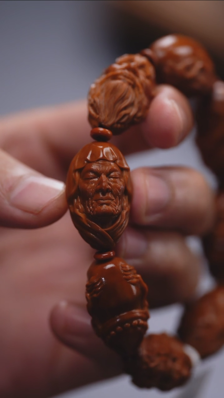 【闪购商品】橄榄核吊坠更厉害