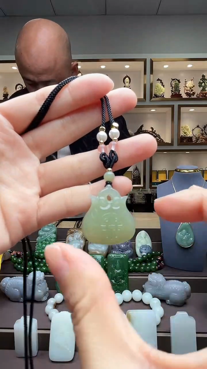 【闪购商品】和田玉挂件未镶嵌苏