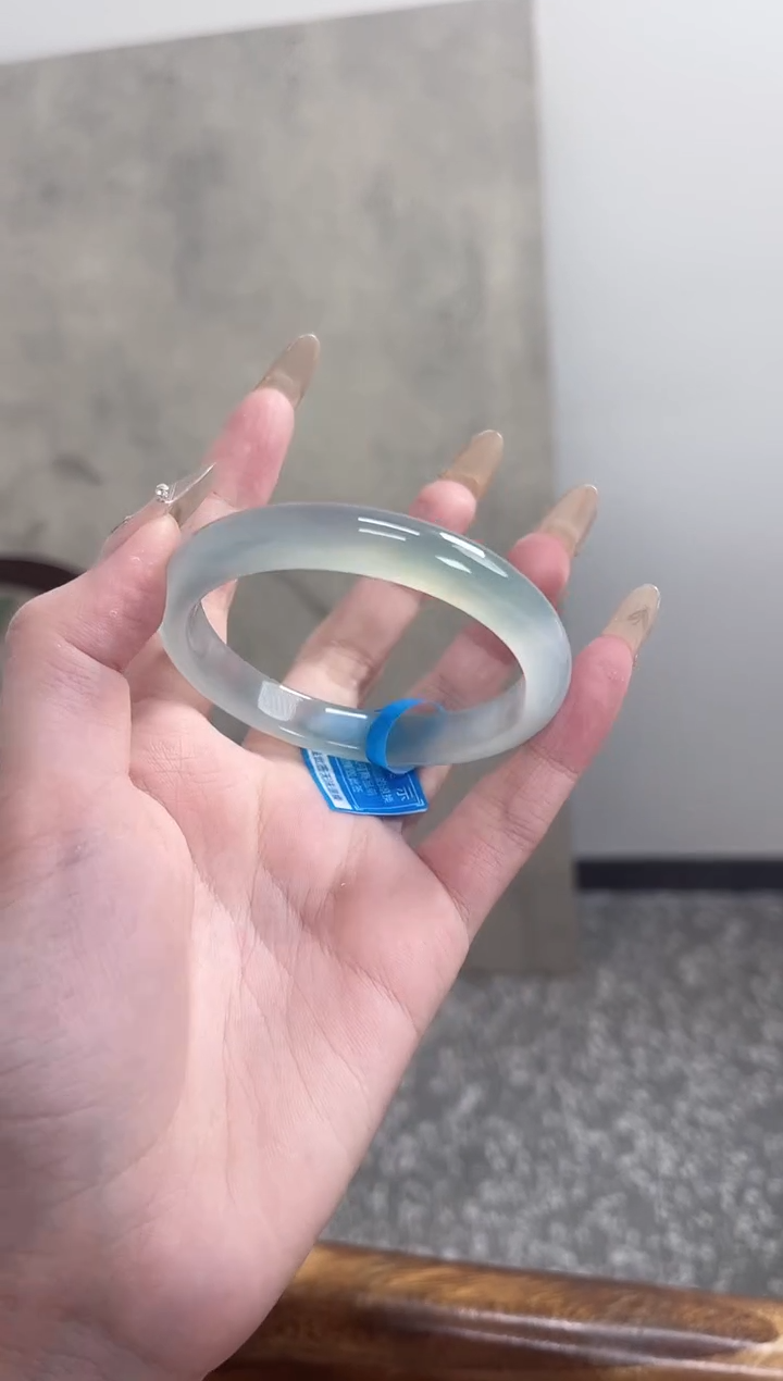 【闪购商品】玛瑙/玉髓手镯未镶嵌56-57圈