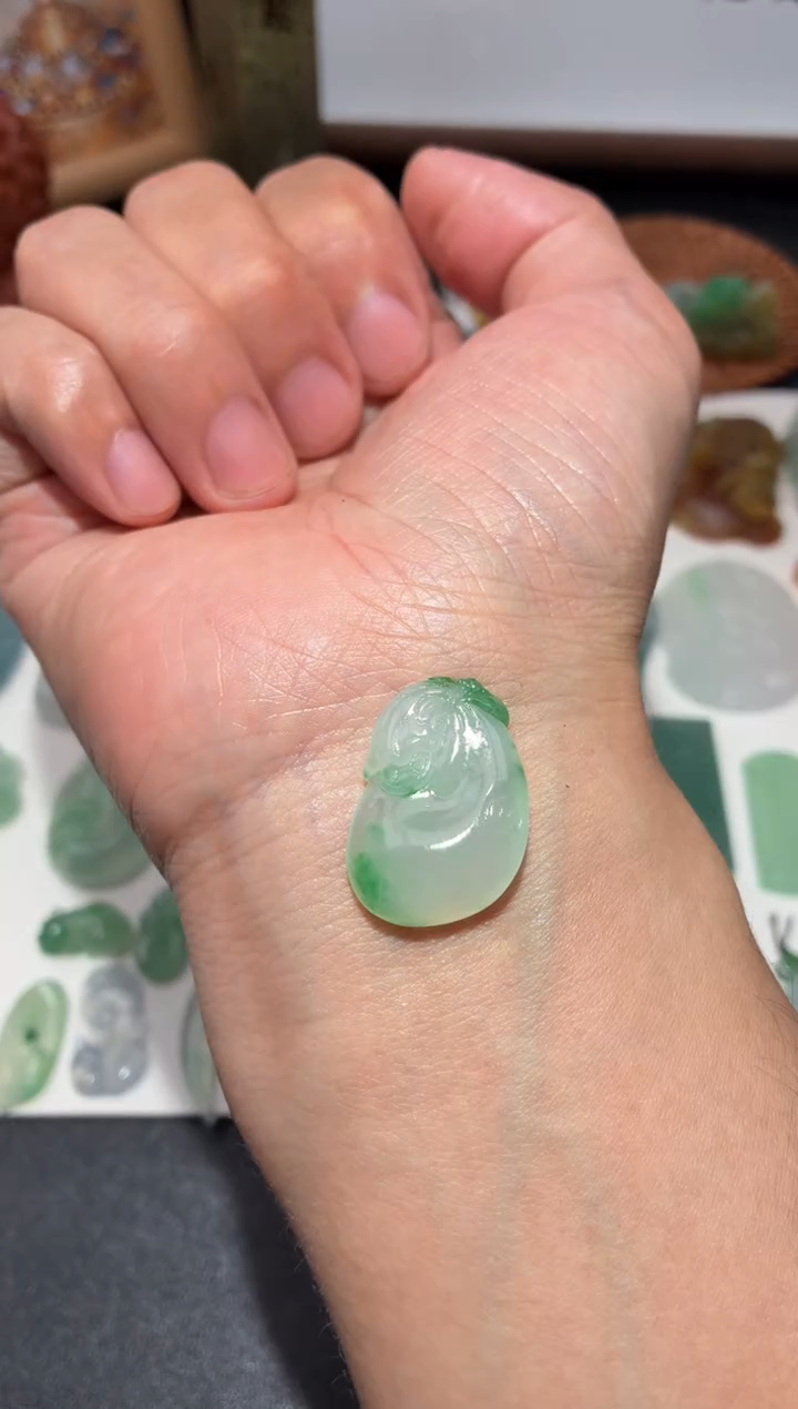 未镶嵌定制翡翠翡翠