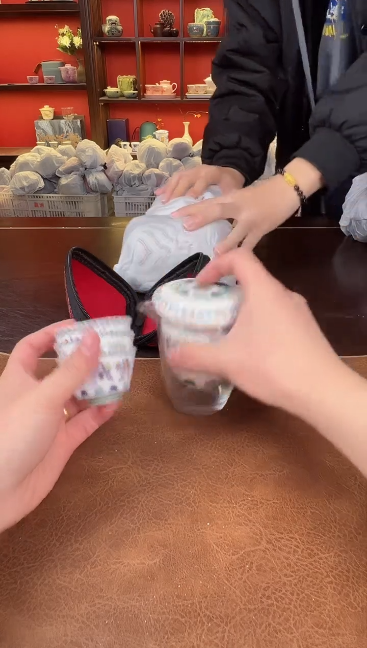 【闪购商品】缠枝玻璃111111111111111