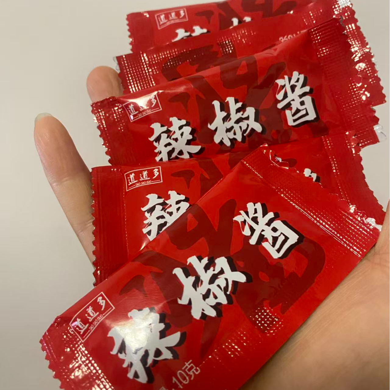 手工石磨辣酱独立小包装适用于多种美食