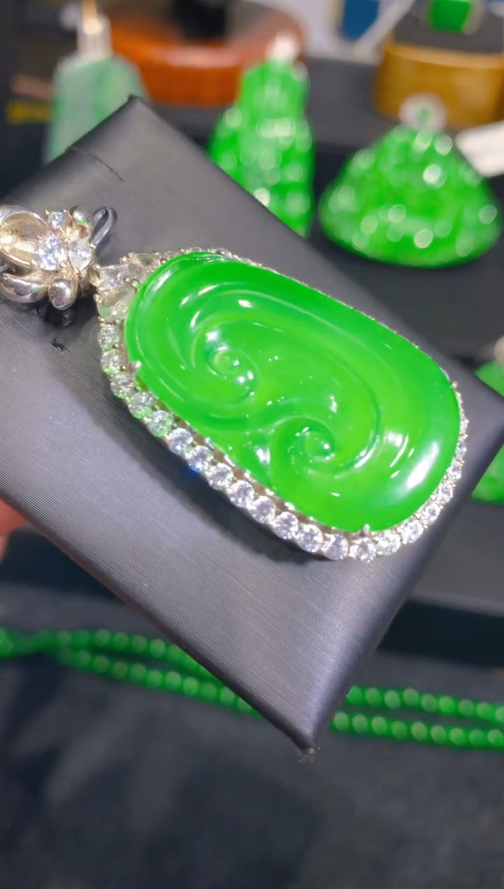 【闪购商品】翡翠项链银S925镶嵌一季4456