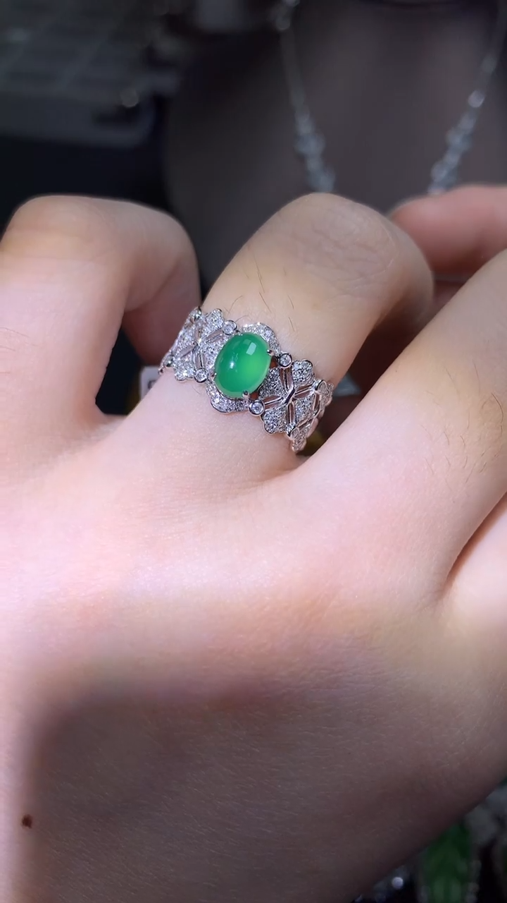 吊坠(不含链)18K金镶嵌翡翠戒指