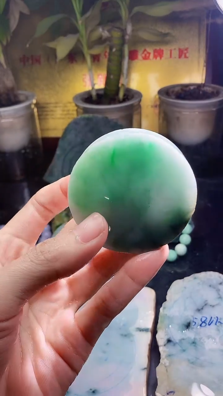 未镶嵌挂件翡翠小雨36