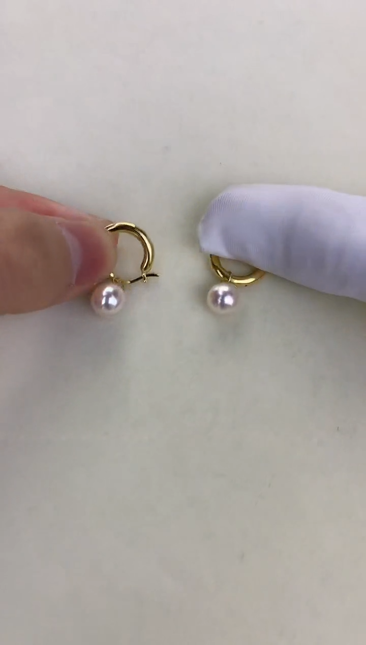 18K金镶嵌DA海水珍珠 GD057 7.5-8 许红豆耳扣