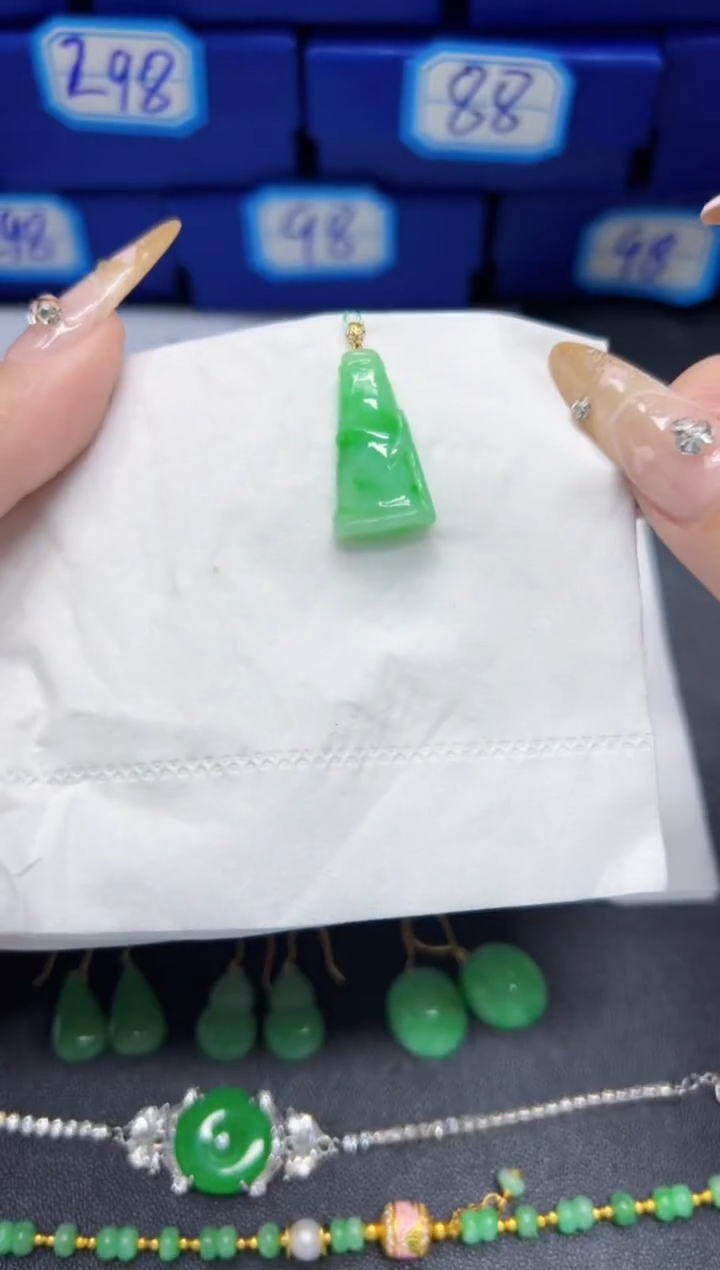 【闪购商品】翡翠颈饰18K金镶嵌Y缅料A货/支持复检/一件