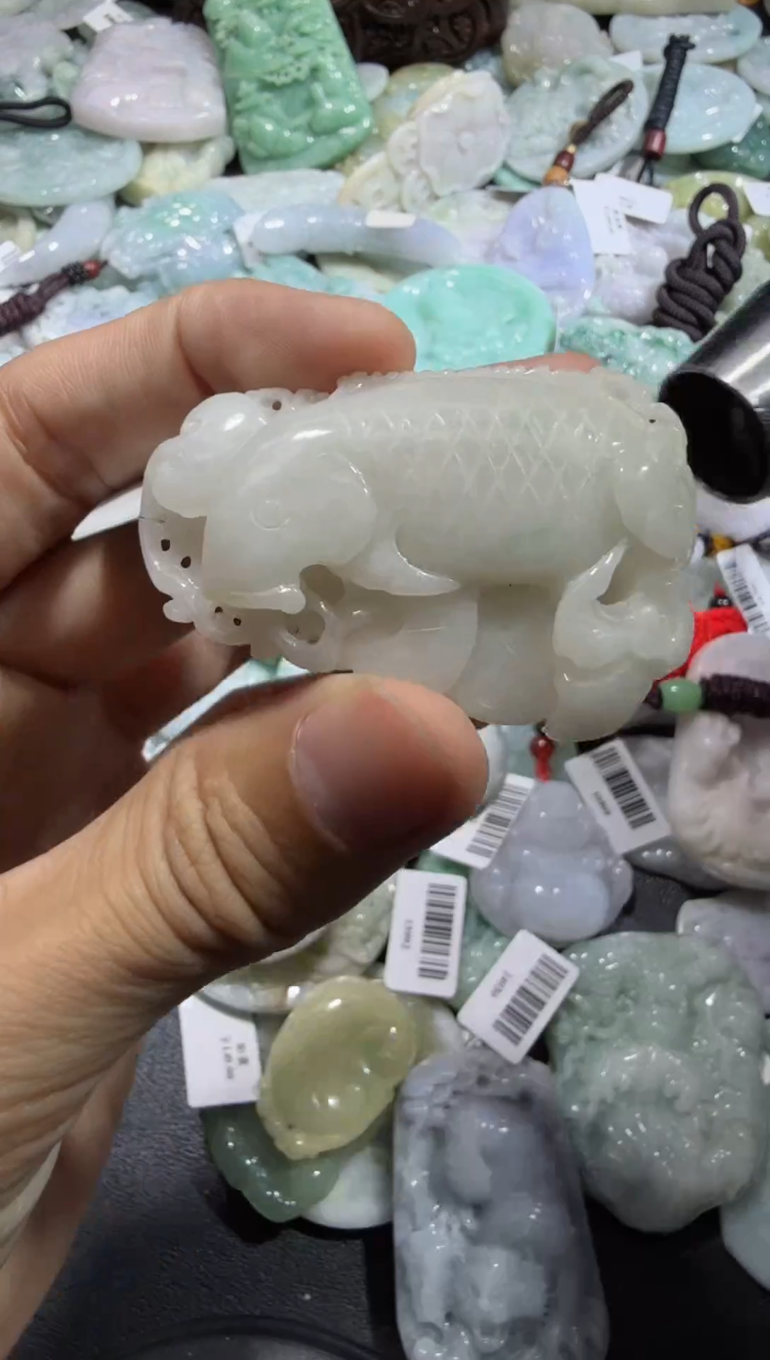 【闪购商品】翡翠颈饰未镶嵌00000111