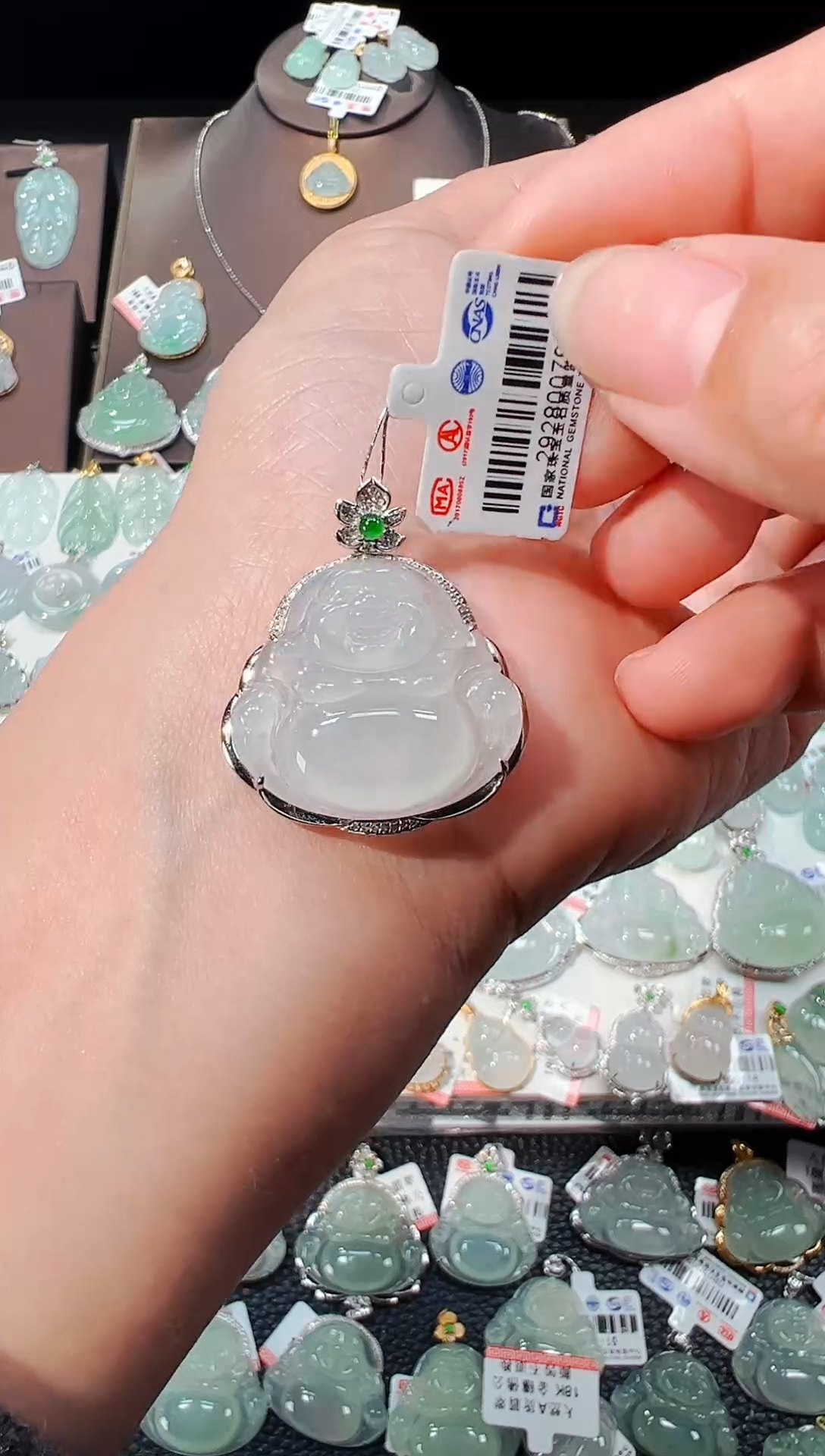 【闪购商品】翡翠吊坠(不含链)18K金镶嵌佛公吊坠790