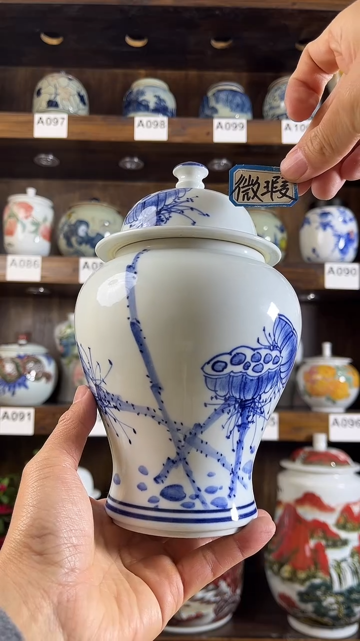 【闪购商品】纯手工手绘好事莲莲将军罐储物罐