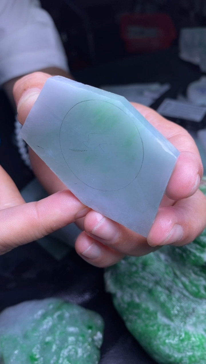 定制翡翠未镶嵌 包工