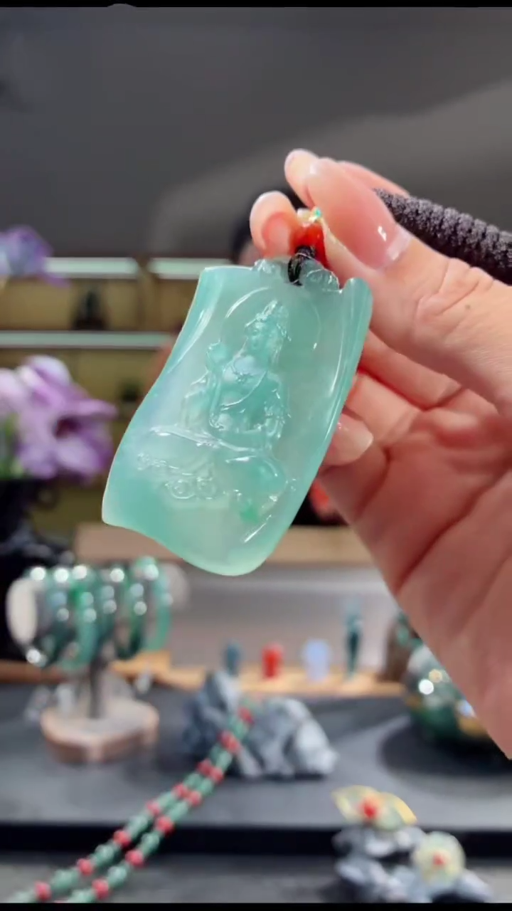 吊坠(不含链)未镶嵌翡翠观音