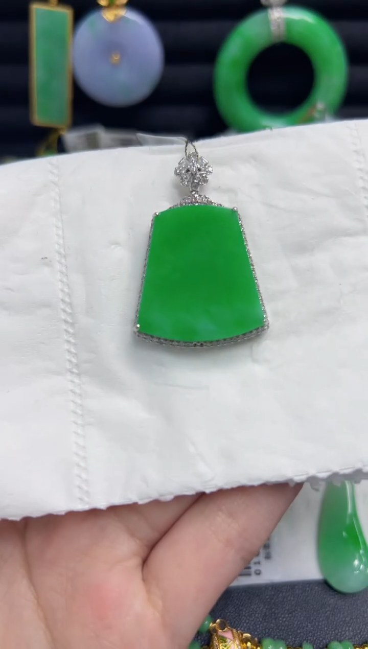 【闪购商品】翡翠颈饰18K金镶嵌Y缅料A货/支持复检/一件