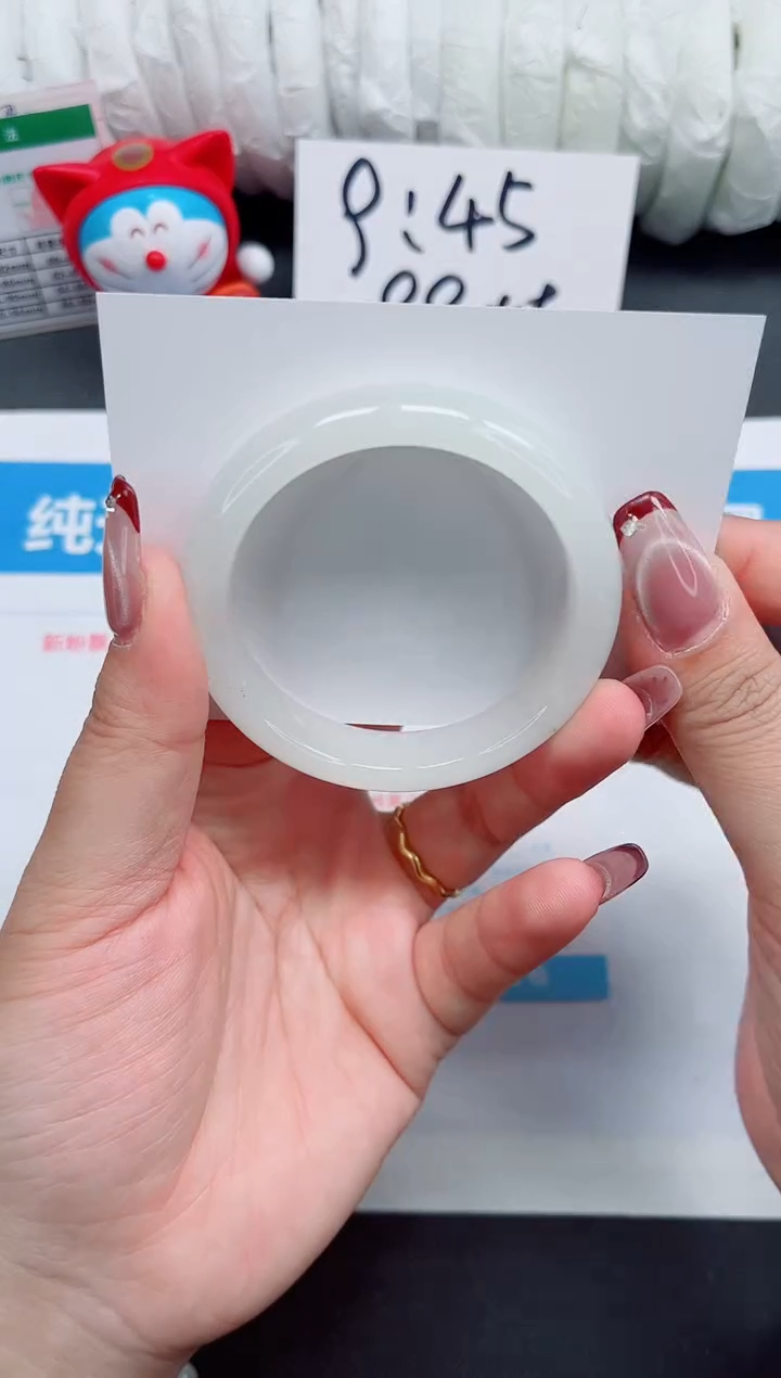 【闪购商品】石英质玉手镯未镶嵌19